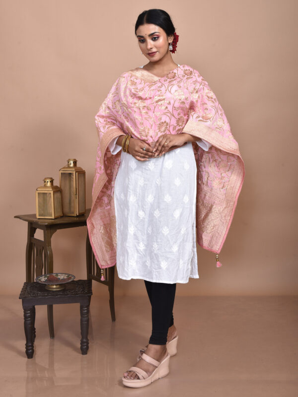Peach Floral Banarasi Dupatta - Image 3