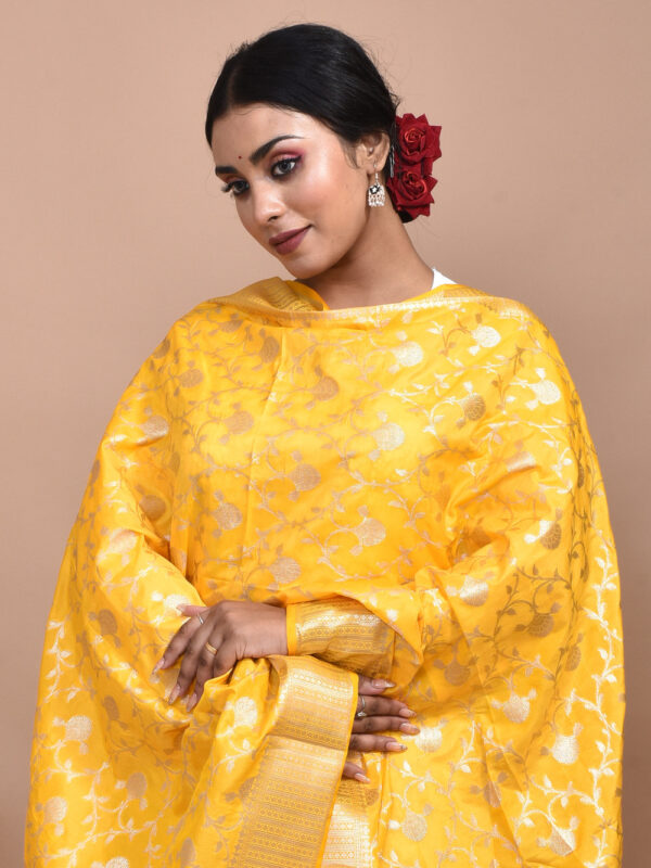 Yellow Minakari Banarasi Dupatta - Image 4