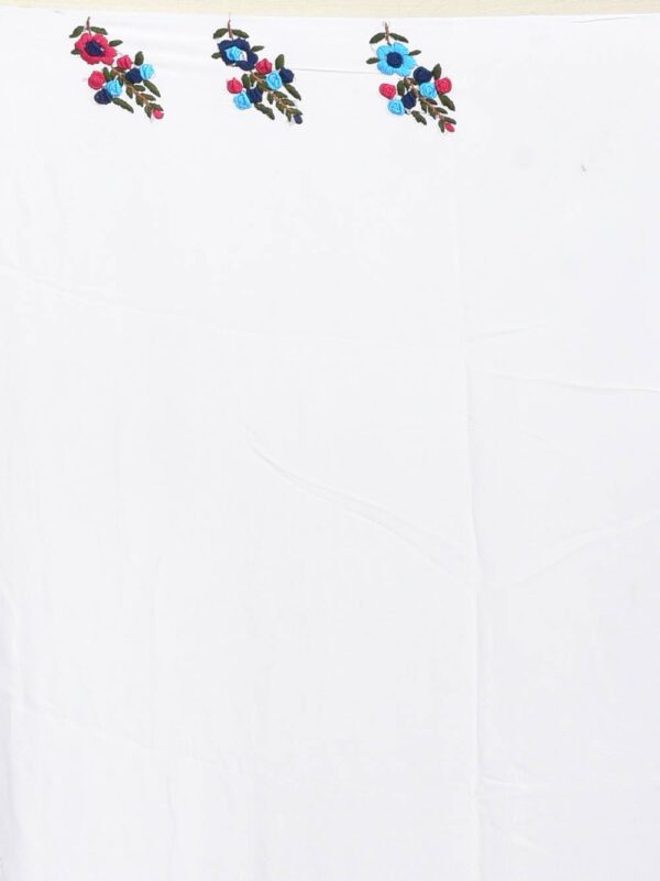 White Viscose Hand Embroidered Saree - Image 8