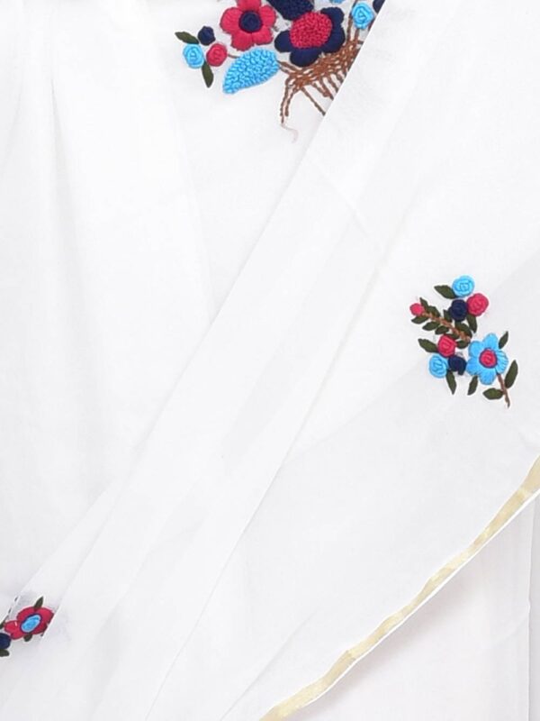 White Viscose Hand Embroidered Saree - Image 7