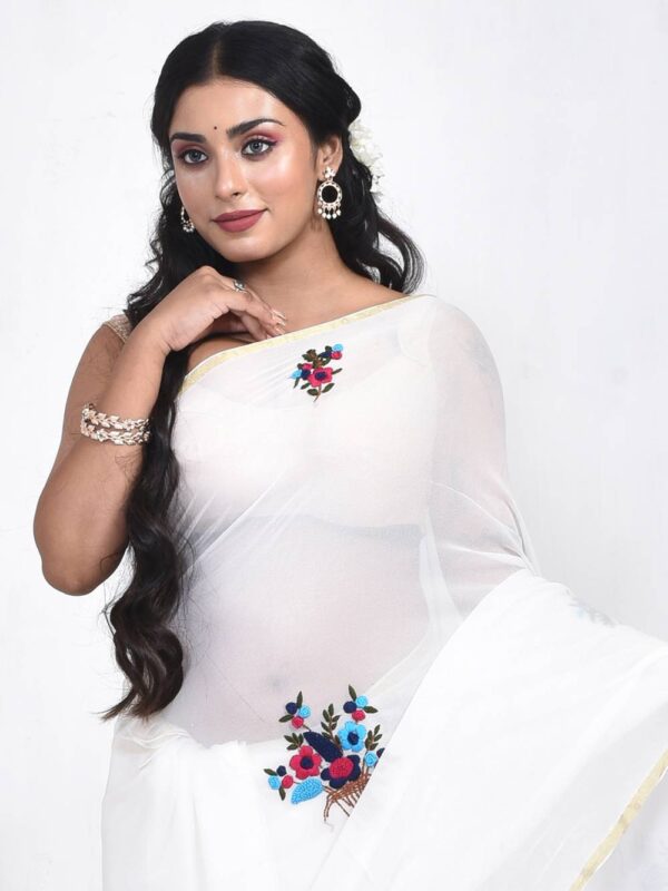 White Viscose Hand Embroidered Saree - Image 6