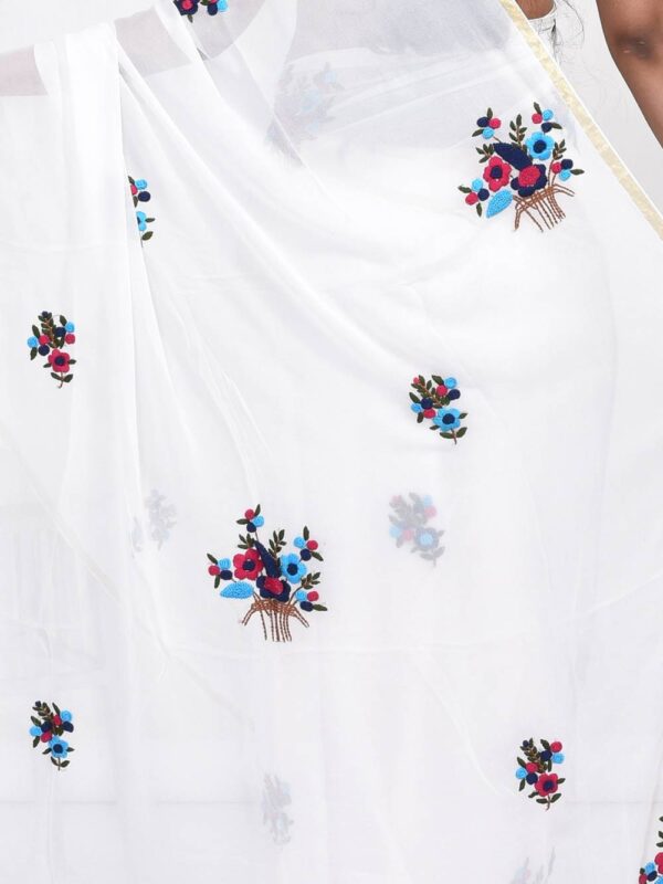 White Viscose Hand Embroidered Saree - Image 5