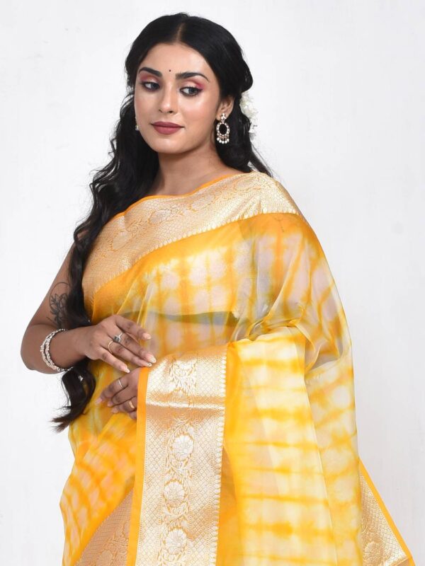 Yellow Shibori Design Banaras Organza Saree - Image 6