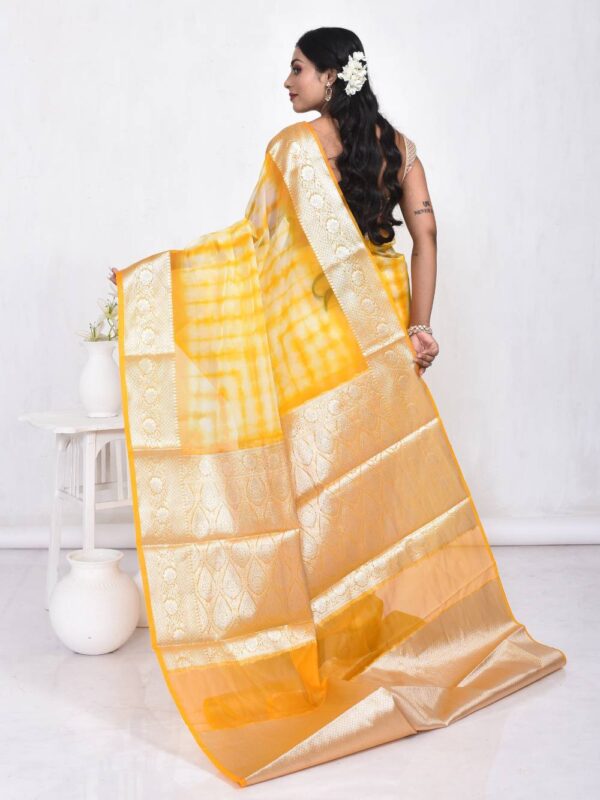 Yellow Shibori Design Banaras Organza Saree - Image 2