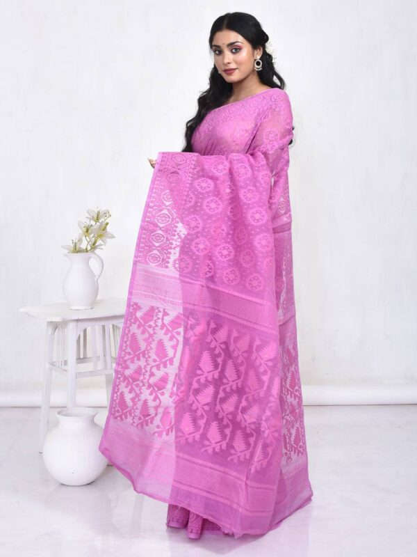 Mauve Cotton Dhakai Jamdani Saree - Image 4