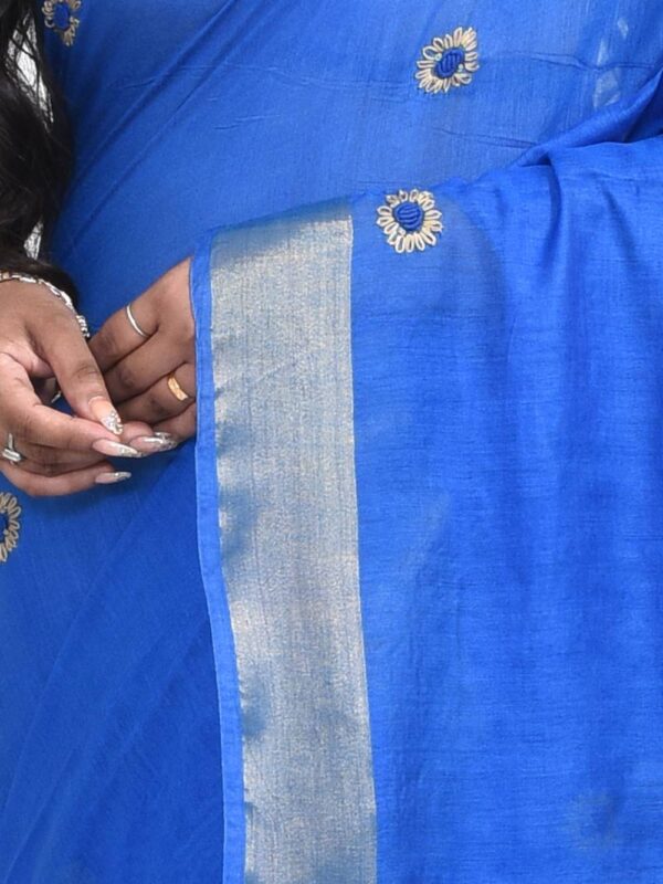 Blue Hand Embroidered Linen Saree - Image 3