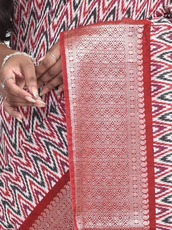 Red White Ikat Print Linen Saree - Image 3