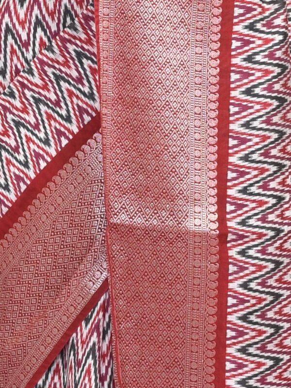 Red White Ikat Print Linen Saree - Image 5