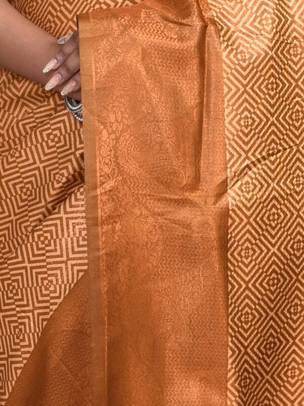 Brown Semi Silk Kanjeevaram Saree - Image 3