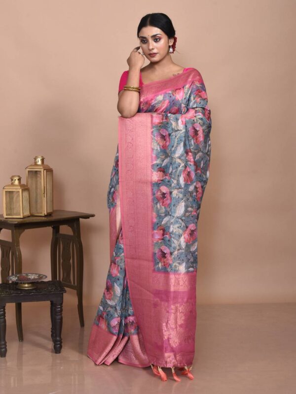 Grey Printed Muslin Silk Saree - Image 4