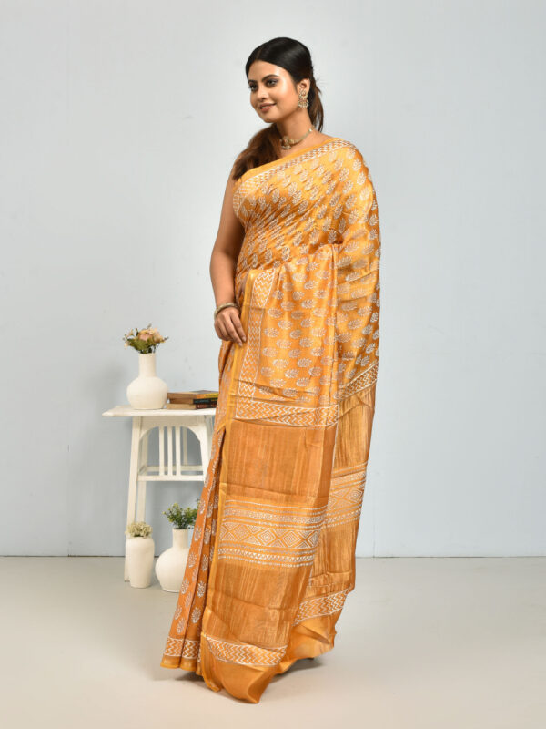 Yellow Leaf Design Block Printed Maheshwari Semi Silk Saree - Image 4