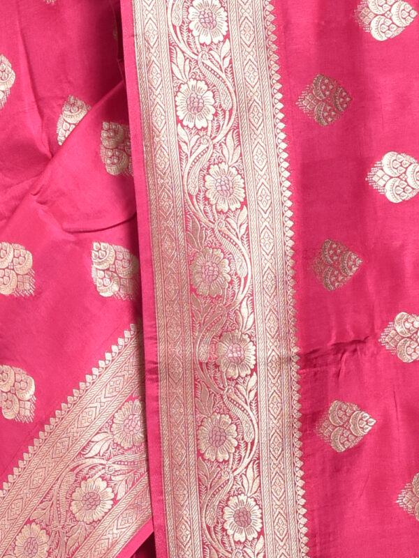 Fuchsia Pink Traditional Design Banaras Katan Silk Saree - Image 6