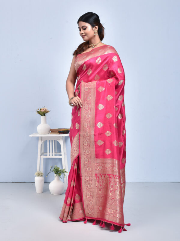 Fuchsia Pink Traditional Design Banaras Katan Silk Saree - Image 4