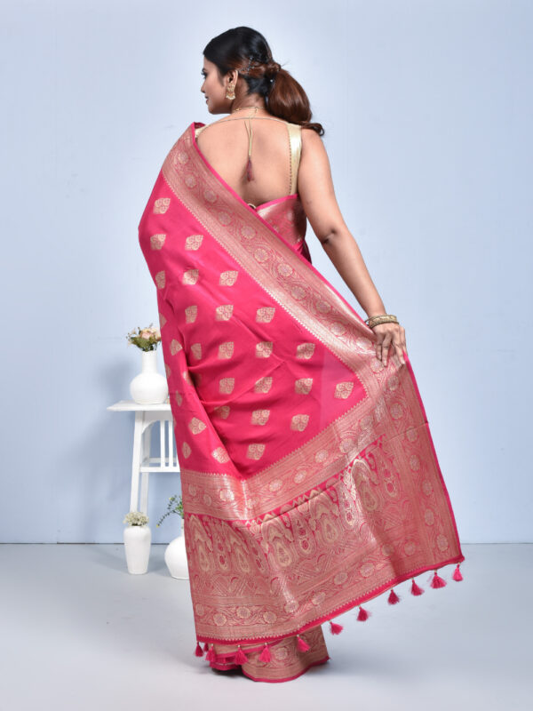 Fuchsia Pink Traditional Design Banaras Katan Silk Saree - Image 2