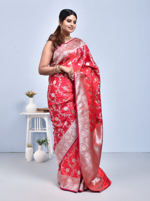 Red Floral Jaal Design Banaras Katan Satin Silk Saree - Image 3