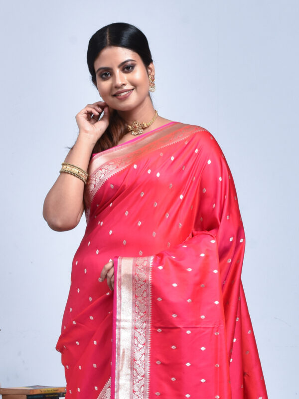 Red Butta Design Banaras Katan Saree - Image 5