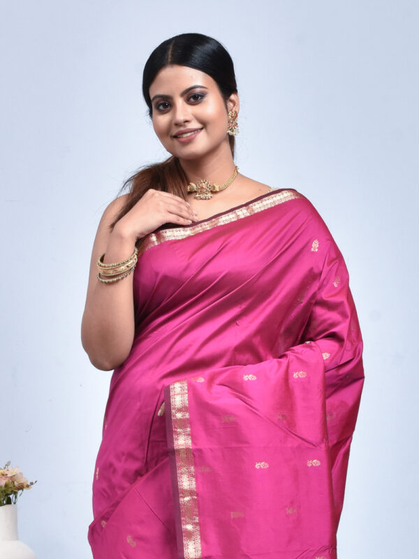 Fuchsia Pink Hand Woven Kanjeevaram Silk Saree - Image 5
