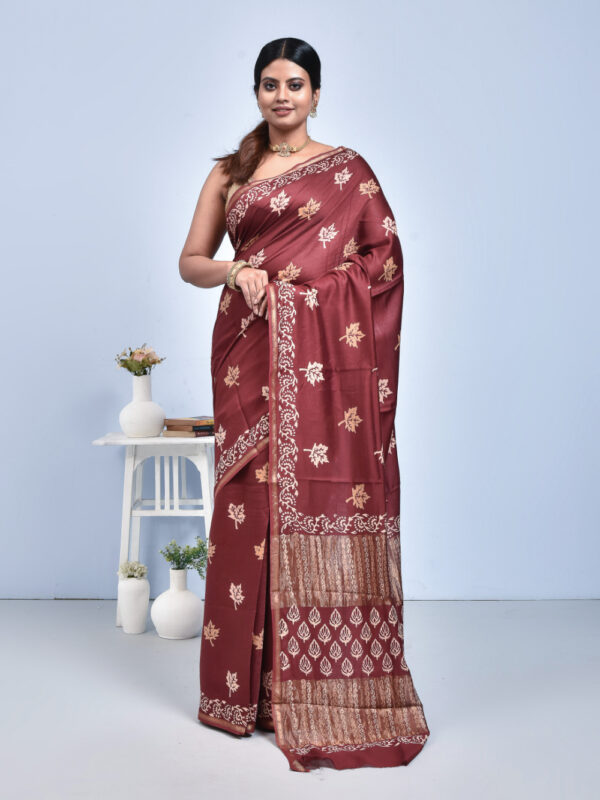 Maroon Maple Leaf Design Block Printed Maheshwari Semi Silk Saree