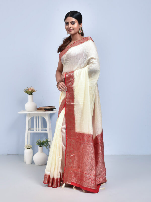 White Red Bengal Tussar Silk Saree - Image 4