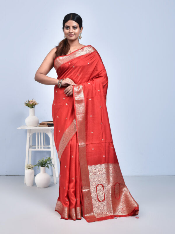 Red Butta Design Banaras Katan Silk Saree