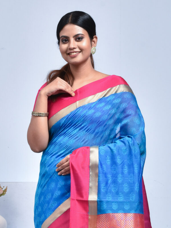 Blue & Pink South Cotton Saree with Floral Zari Design - Image 5