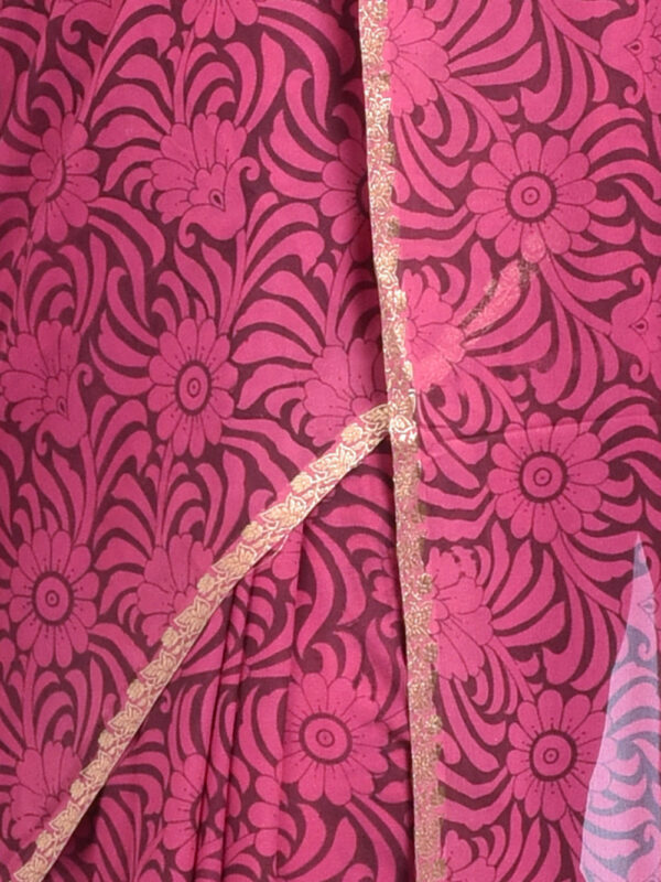 Fuchsia Pink Floral Printed Georgette Saree - Image 6