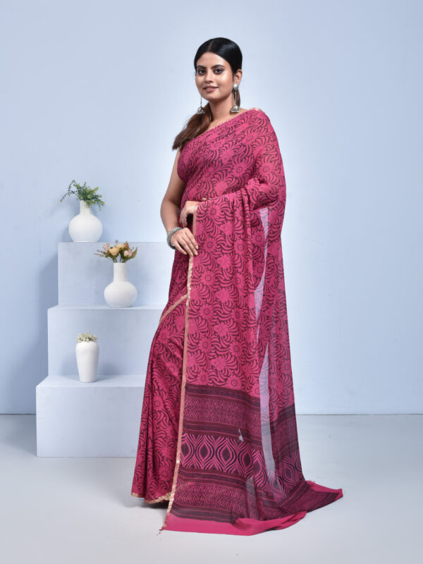 Fuchsia Pink Floral Printed Georgette Saree - Image 4