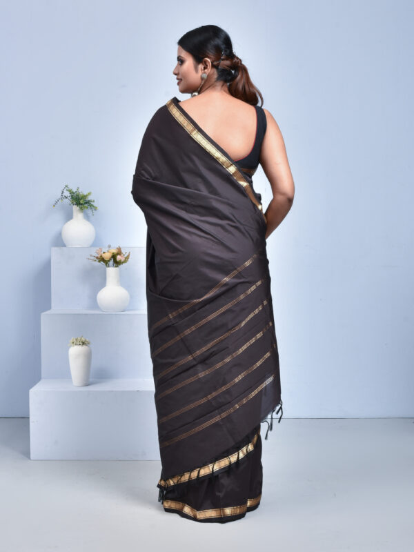 Black Hand Woven Kanjeevaram Silk Saree - Image 2