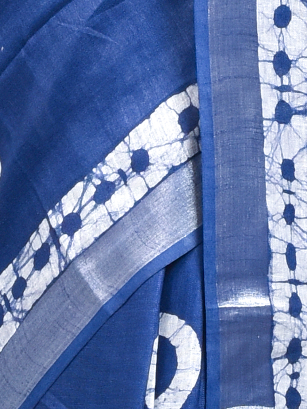 Navy Blue Batik Print Bhagalpur Linen Saree - Image 6