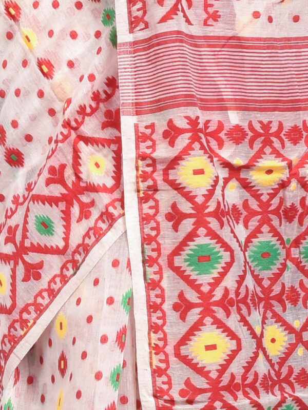 Red White Dhakai Muslin Saree - Image 6