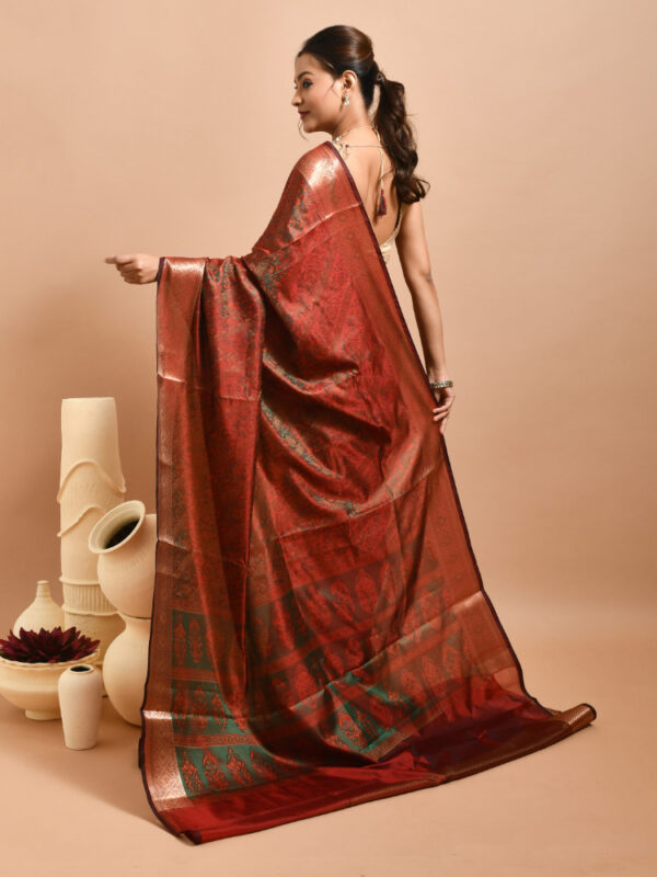 Brown Tanchui Design Banaras Semi Silk Saree - Image 2