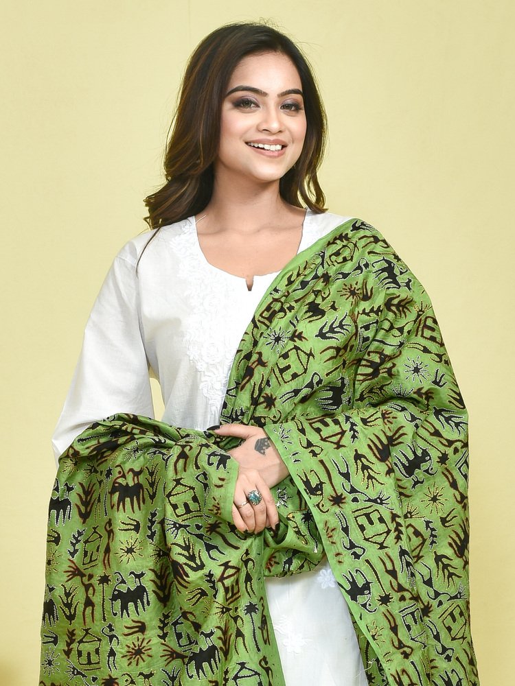 Olive Green Kantha Hand Embroidered Pure Silk Dupatta with Warli Art Design - Image 4
