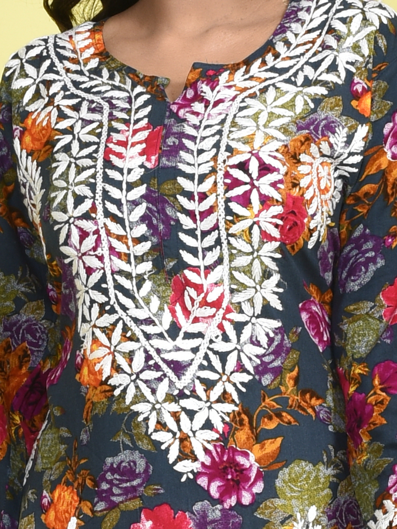 Green Chikankari Work Floral Printed Mulmul Kurta with White Chikankari Embroidered Cotton Pants - Image 6