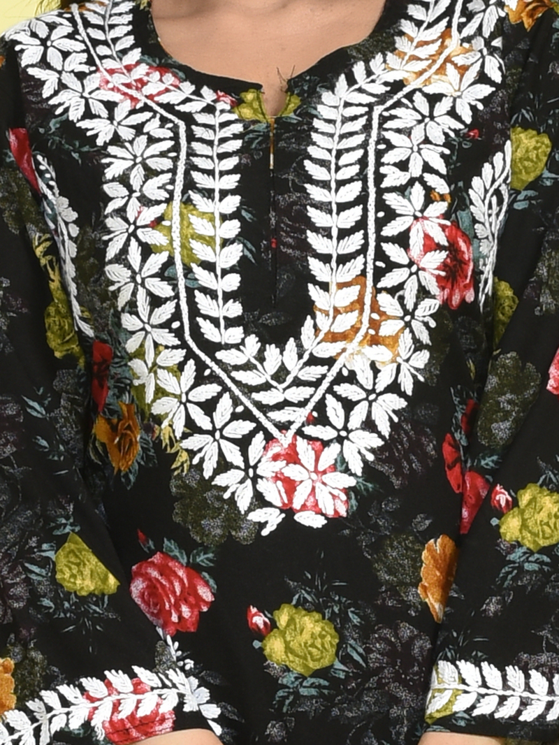 Black Chikankari Work Floral Printed Mulmul Kurta Set with White Chikankari Embroidered Cotton Pants - Image 6